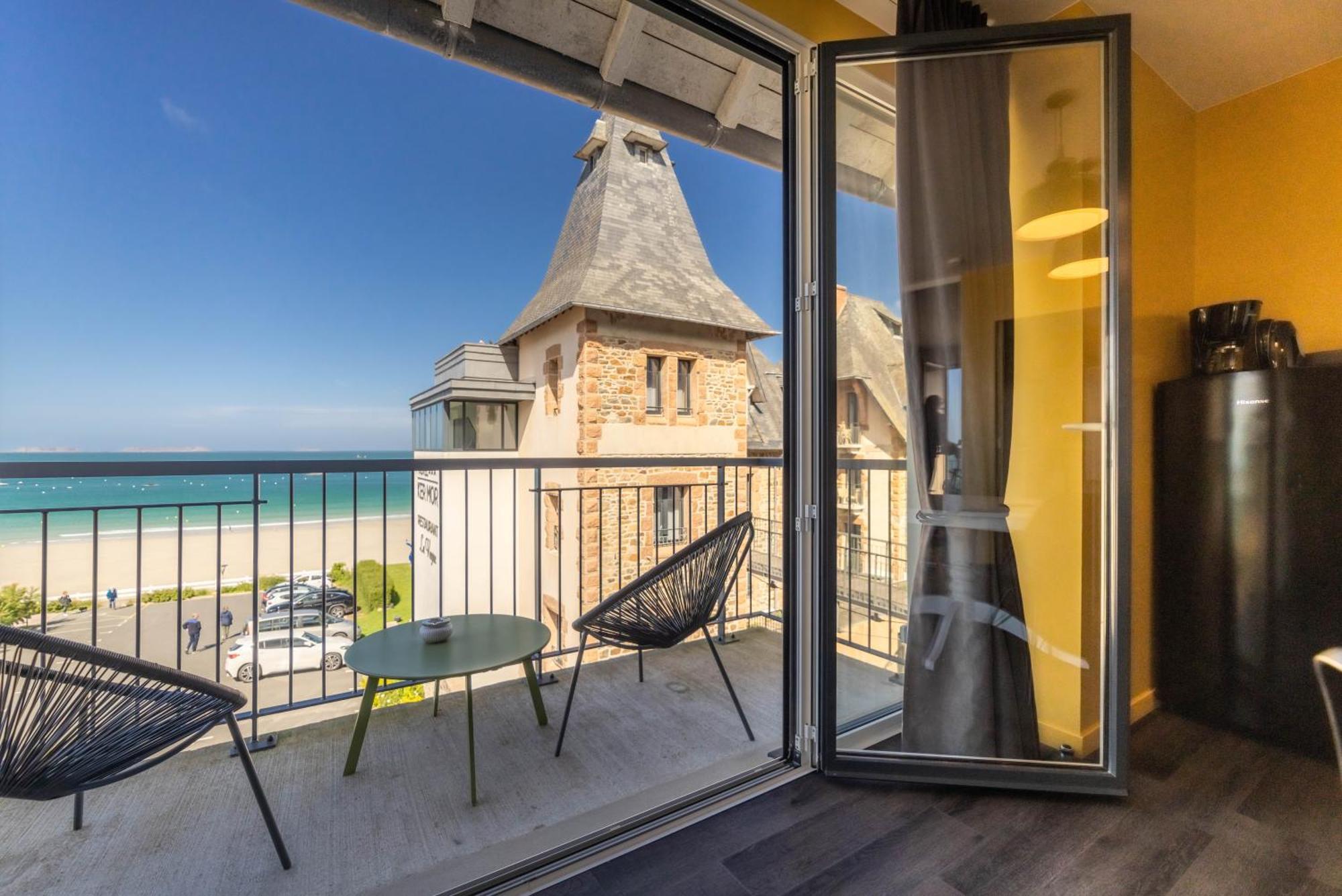 Logis Hotel Ker Mor Перос-Гирек Екстериор снимка