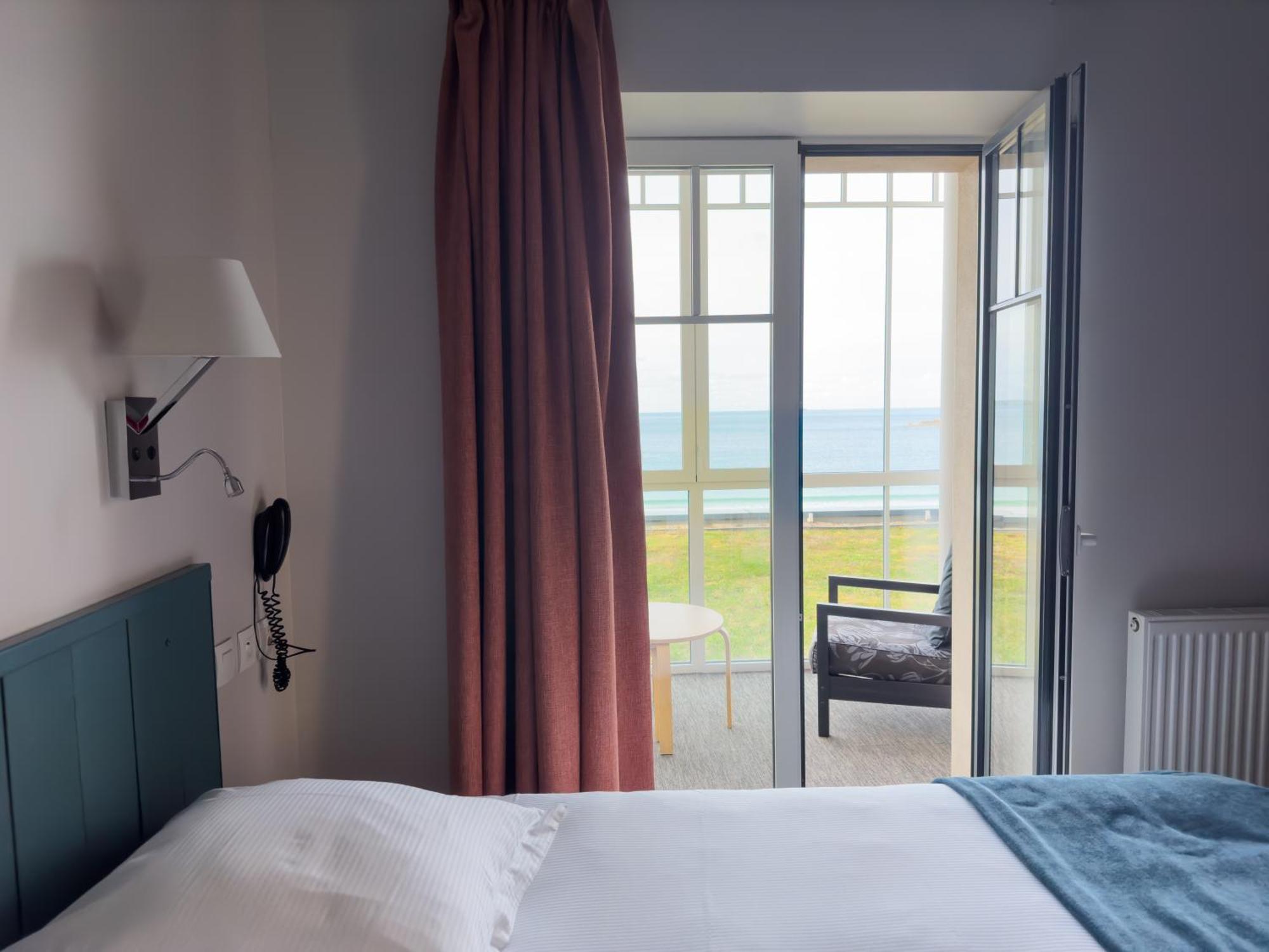 Logis Hotel Ker Mor Перос-Гирек Екстериор снимка